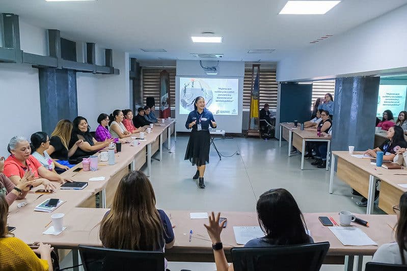 Participan 45 servidoras públicas de Jalisco en el taller ‘Mujeres que cuidan y se cuidan’
